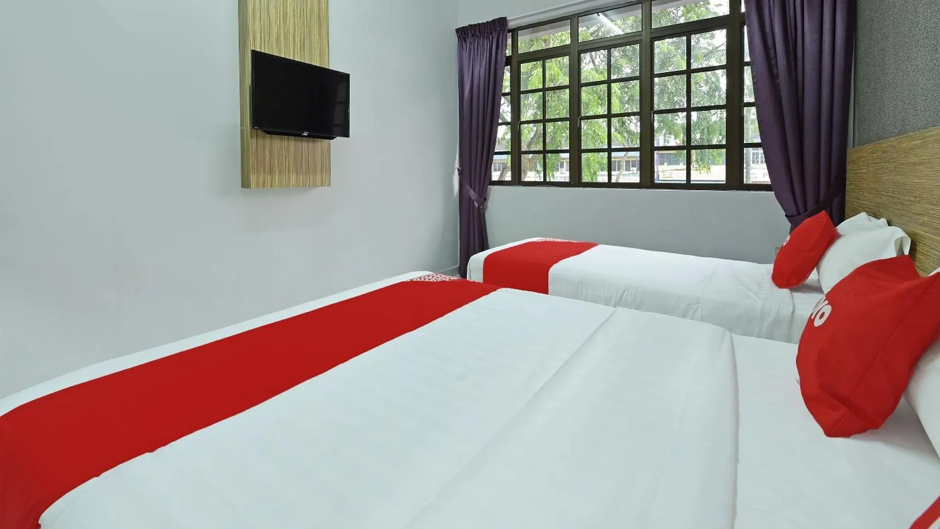 **  Oyo 90626 Hotel Ezzyhome Johor Jaya Johor Bahru Malezja