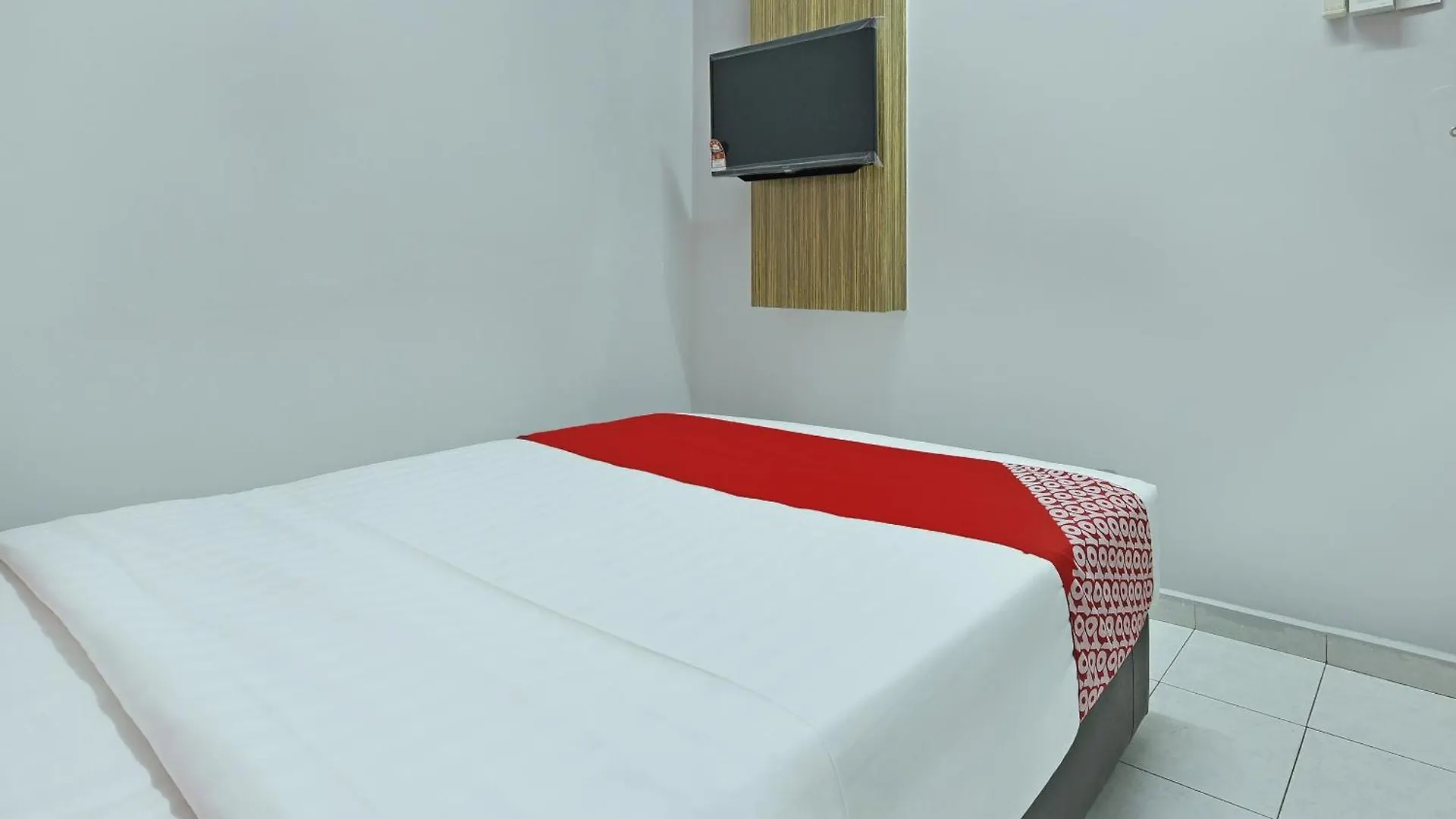 Oyo 90626 Hotel Ezzyhome Johor Jaya Johor Bahru