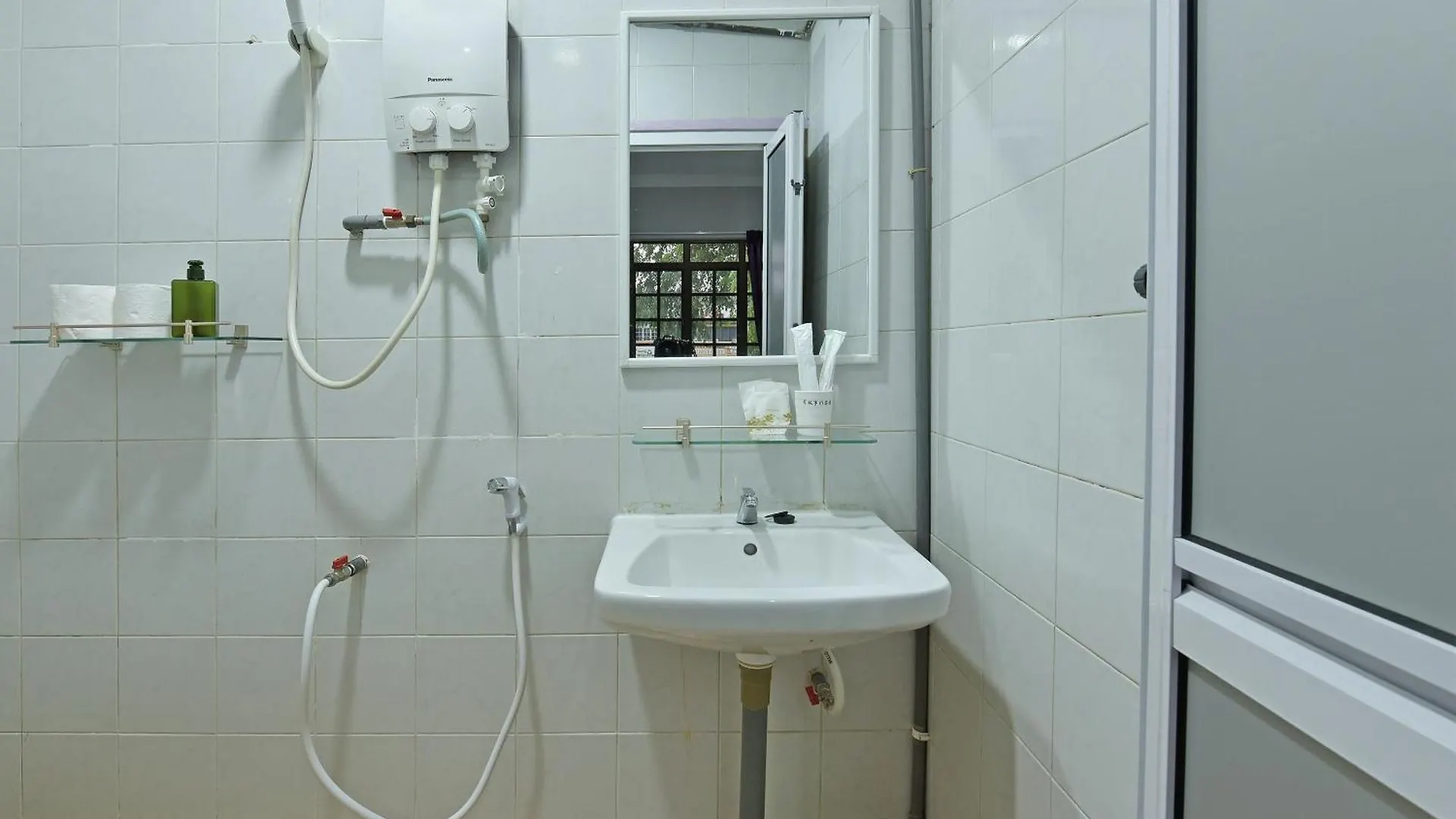 Oyo 90626 Hotel Ezzyhome Johor Jaya Johor Bahru