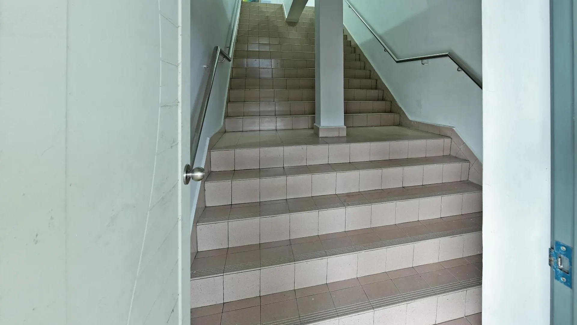 Oyo 90626 Hotel Ezzyhome Johor Jaya Johor Bahru