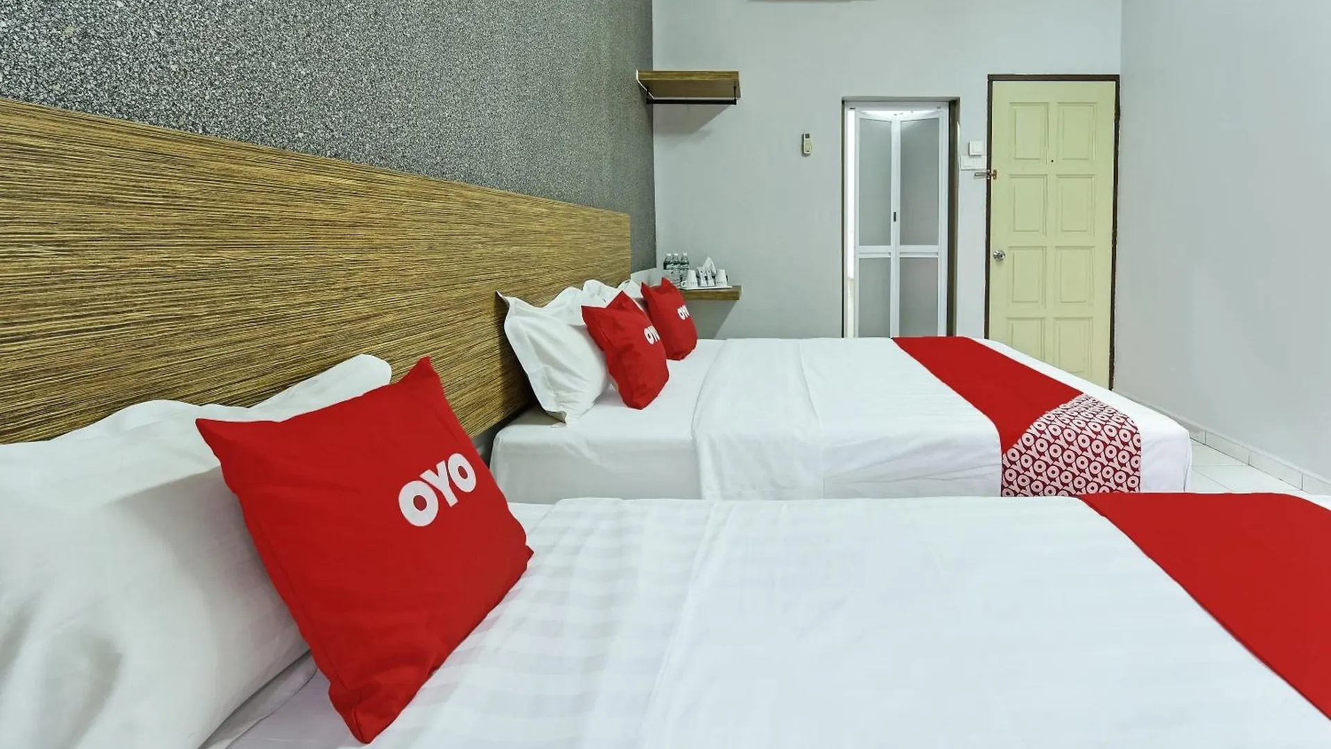 Oyo 90626 Hotel Ezzyhome Johor Jaya Johor Bahru